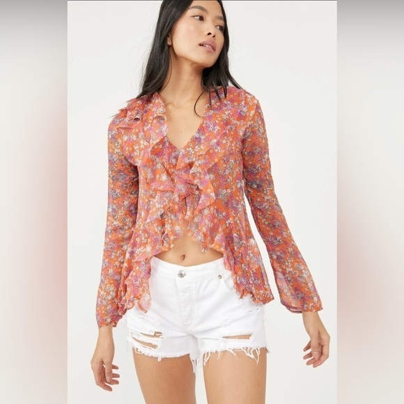 NWT  - Free People Nina Printed Top in Tulips Ditsy - Picture 1 of 7